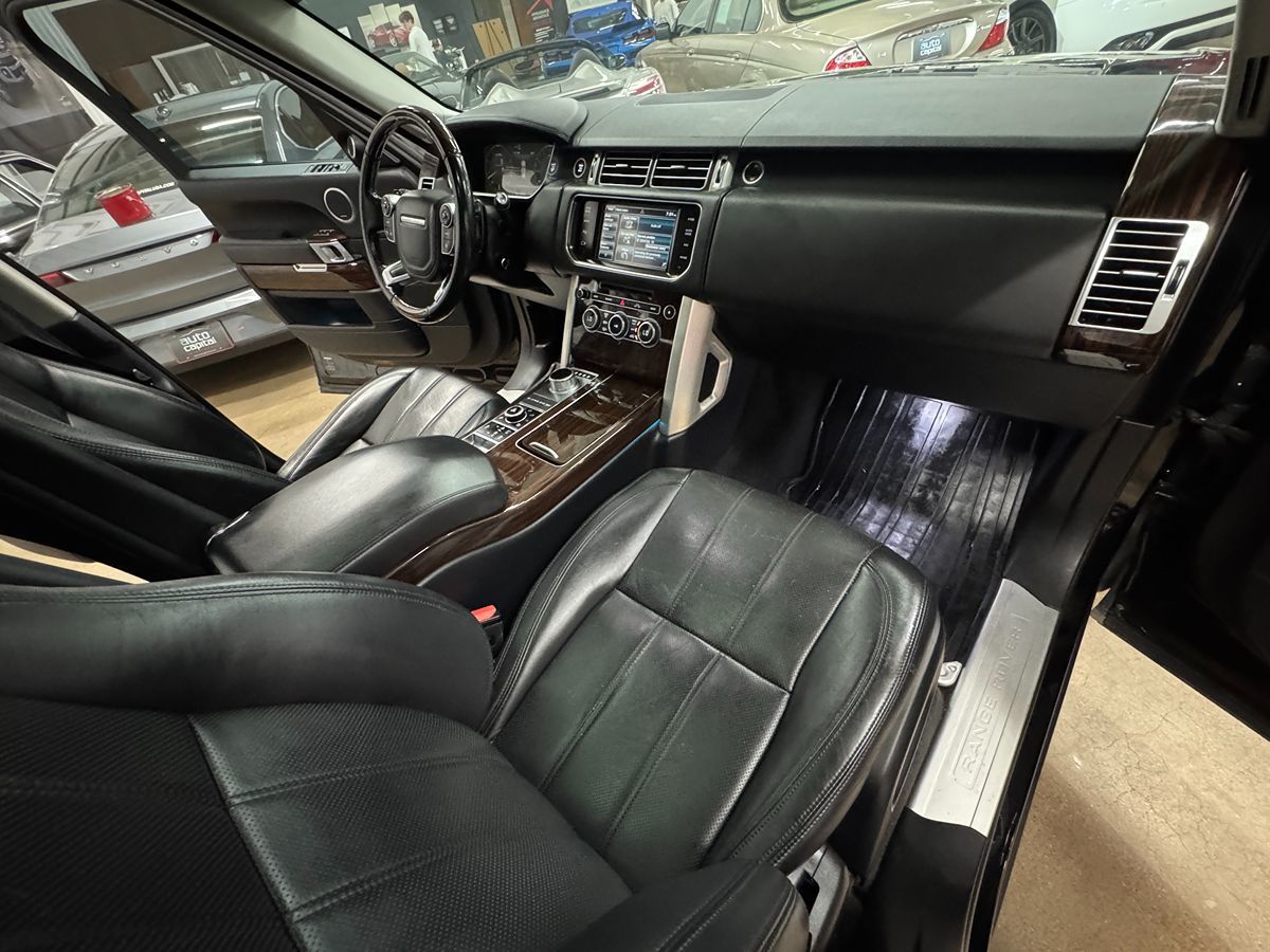 2015 Land Rover Range Rover SuperCharged photo 31