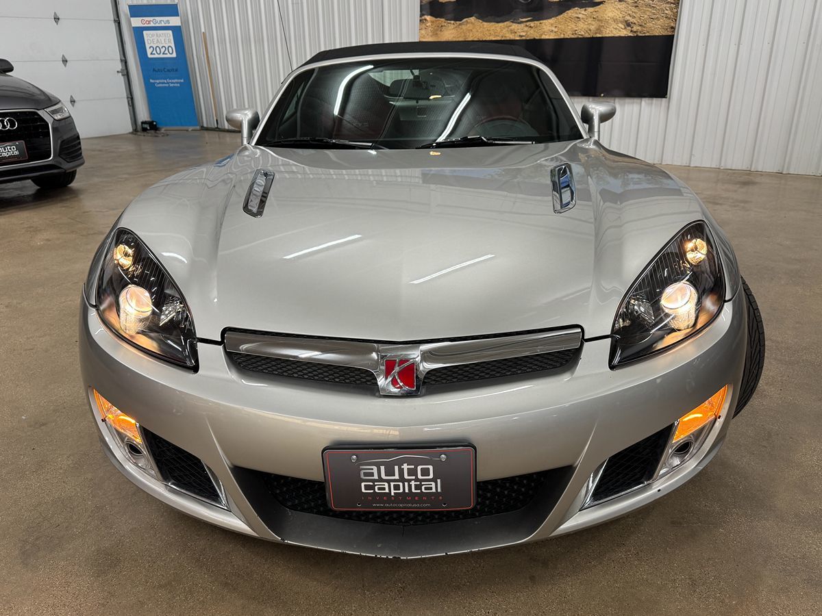 2008 Saturn Sky Turbo Convertible photo 2
