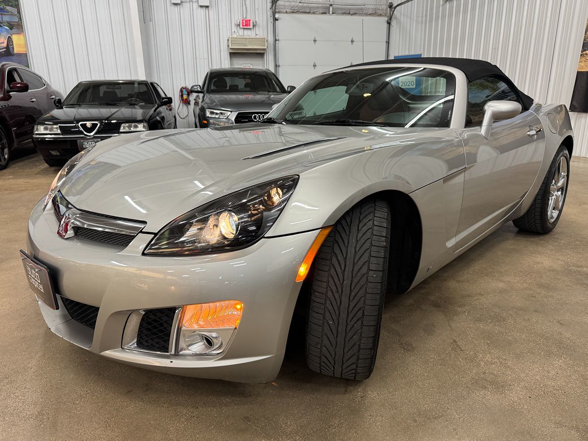 2008 Saturn Sky Turbo Convertible photo 3