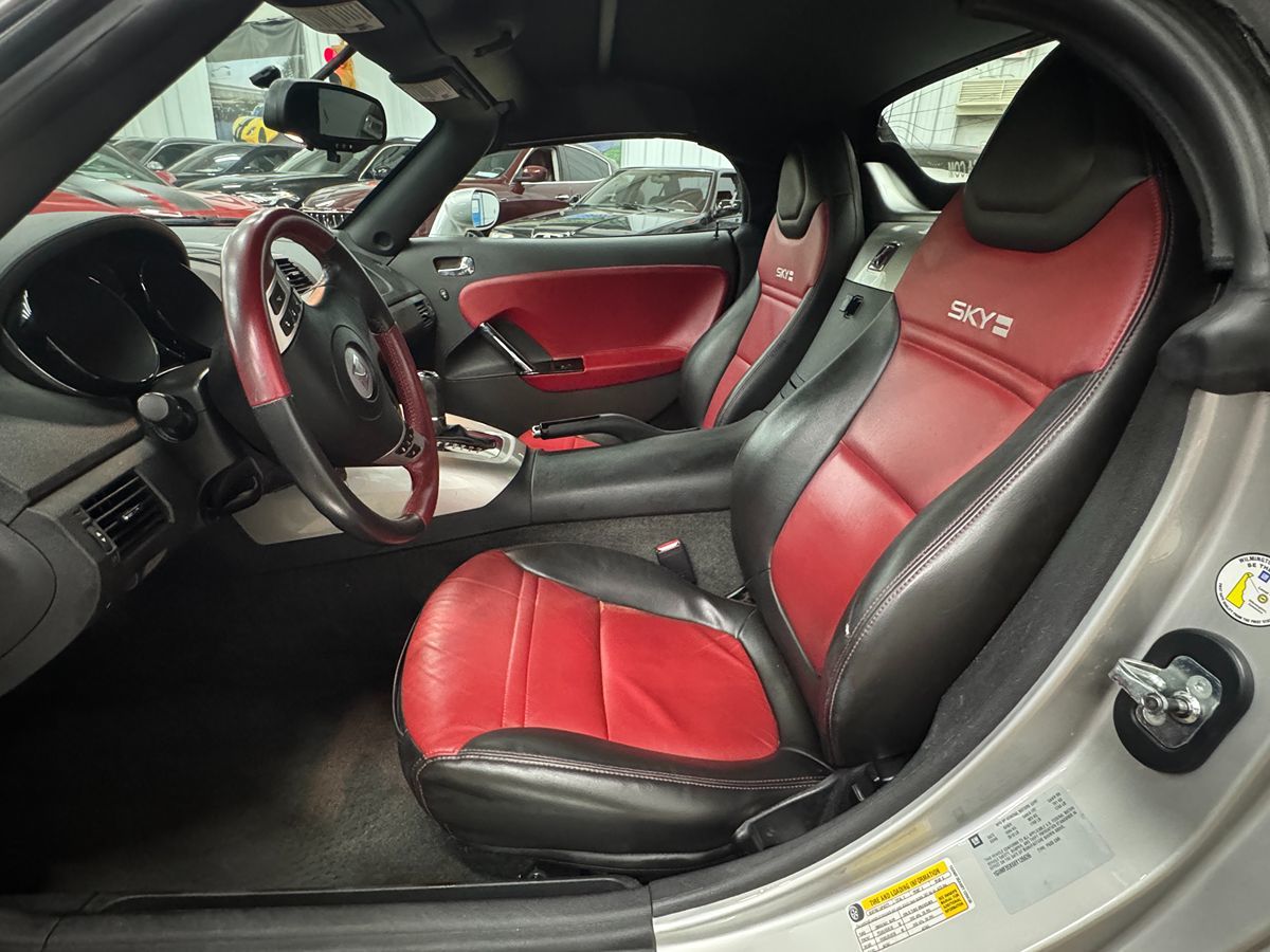 2008 Saturn Sky Turbo Convertible photo 11