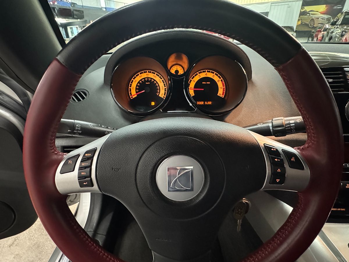 2008 Saturn Sky Turbo Convertible photo 15