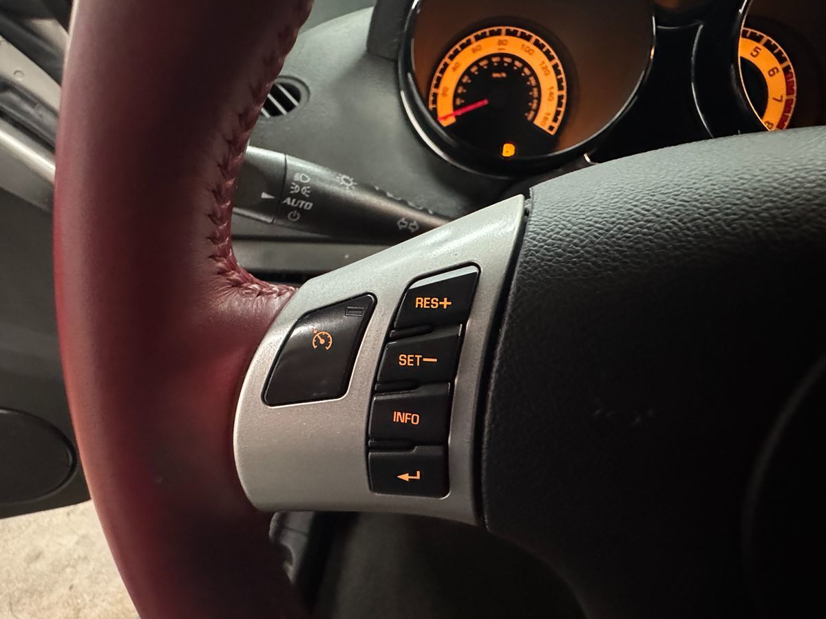 2008 Saturn Sky Turbo Convertible photo 14