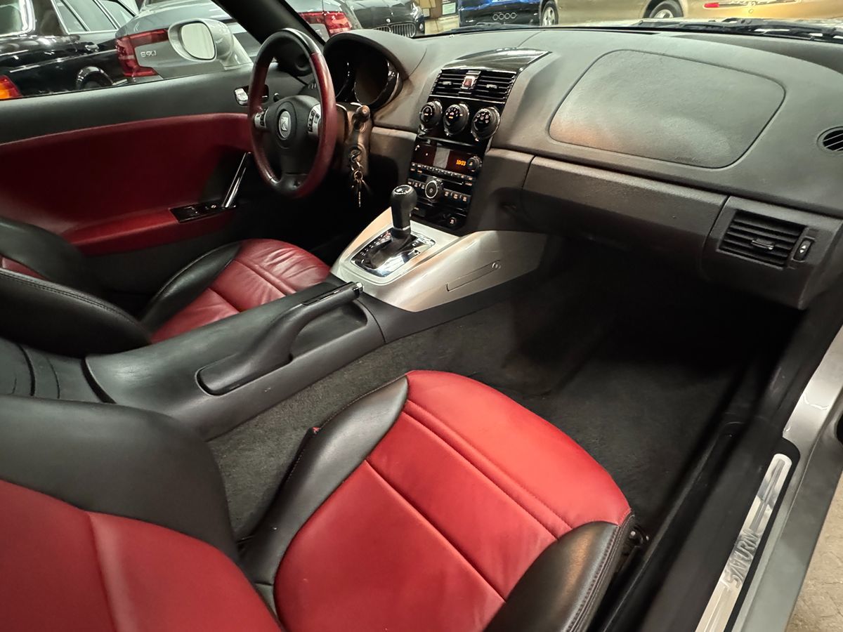 2008 Saturn Sky Turbo Convertible photo 23