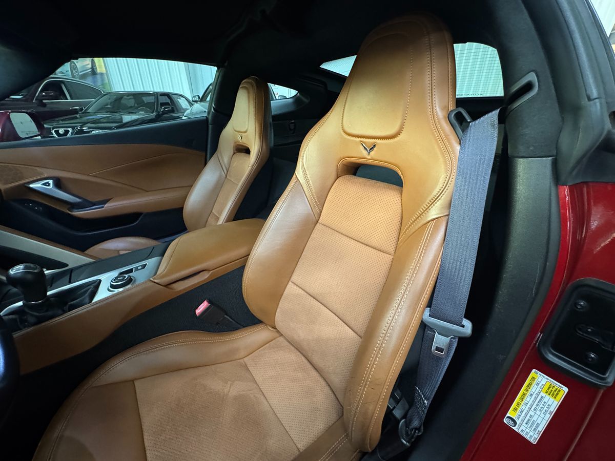 2014 Chevrolet Corvette Stingray Z51 3LT photo 13