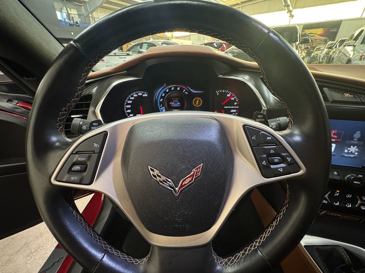 2014 Chevrolet Corvette Stingray Z51 3LT photo 16