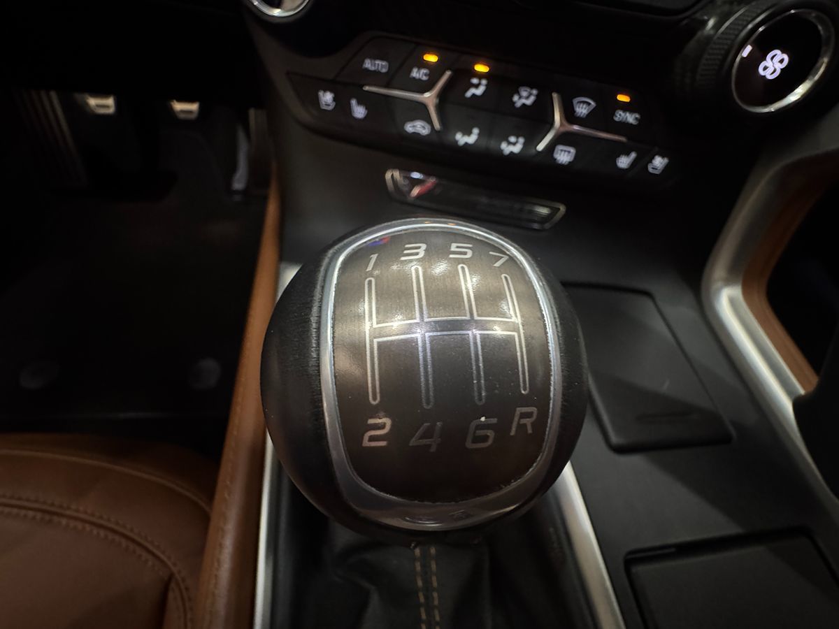 2014 Chevrolet Corvette Stingray Z51 3LT photo 20