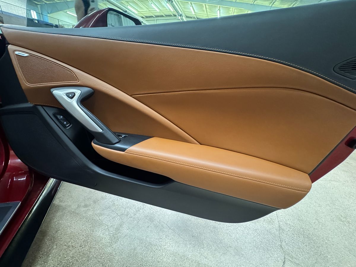 2014 Chevrolet Corvette Stingray Z51 3LT photo 24