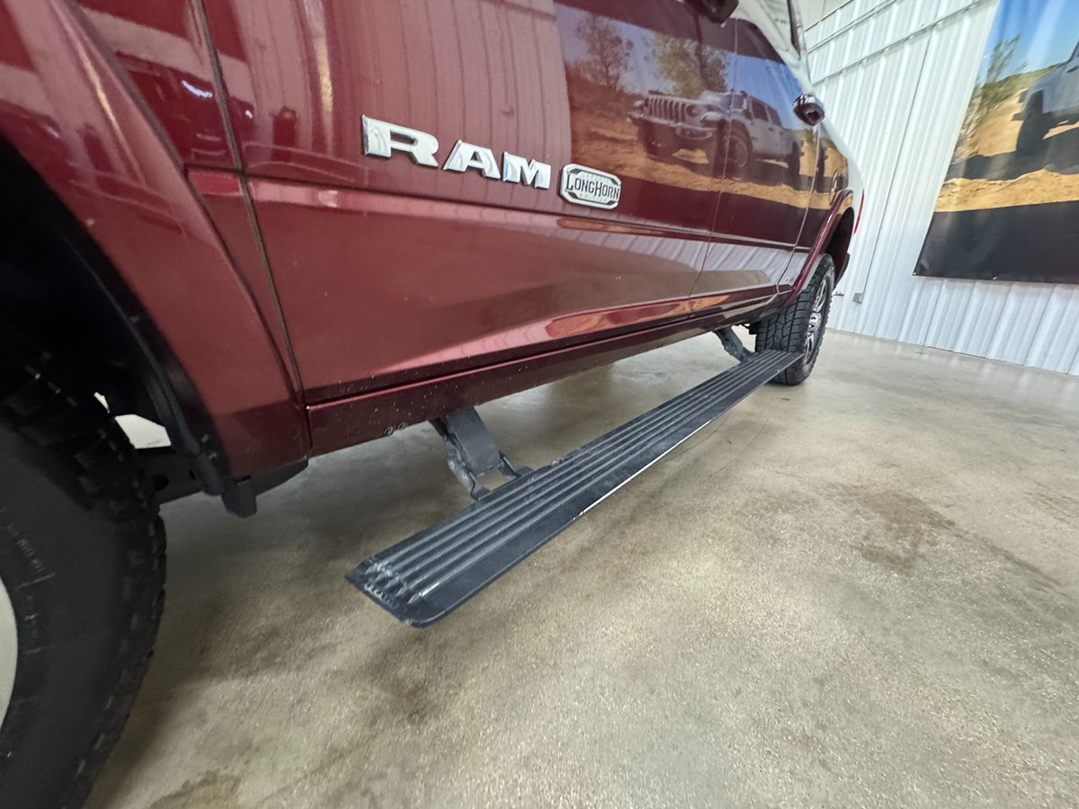2020 Ram 2500 Longhorn photo 17