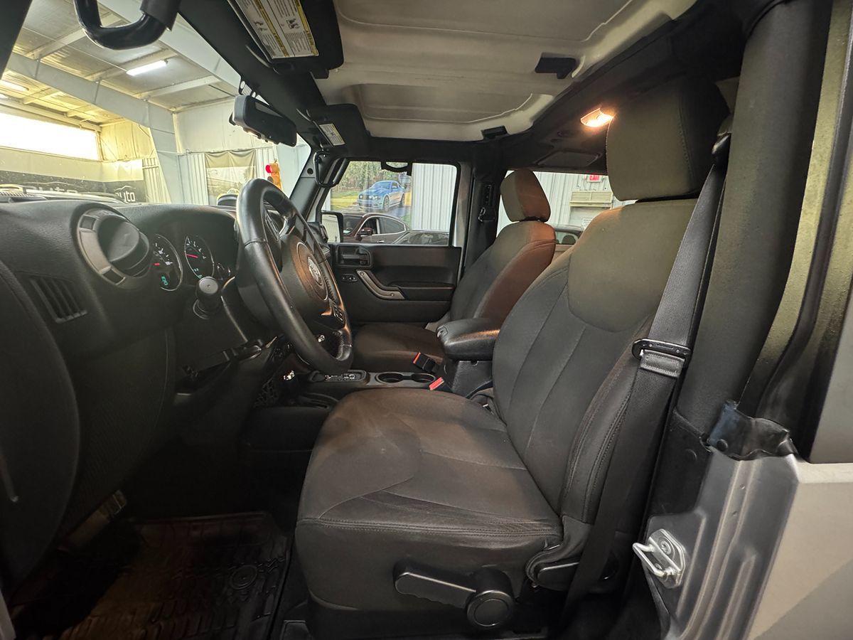 2015 Jeep Wrangler Willys Wheeler photo 11