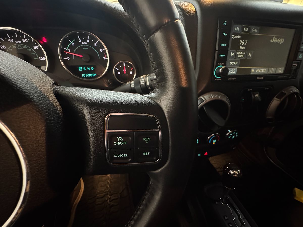 2015 Jeep Wrangler Willys Wheeler photo 14