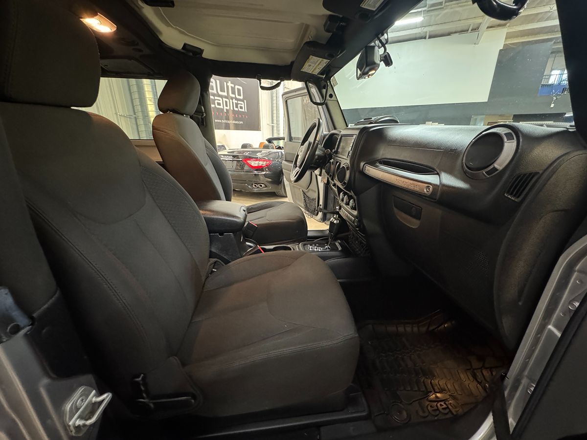 2015 Jeep Wrangler Willys Wheeler photo 26