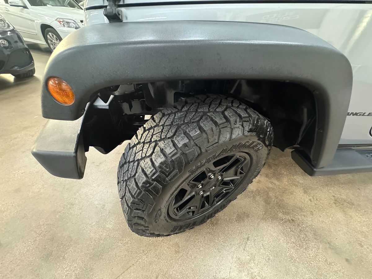 2015 Jeep Wrangler Willys Wheeler photo 34