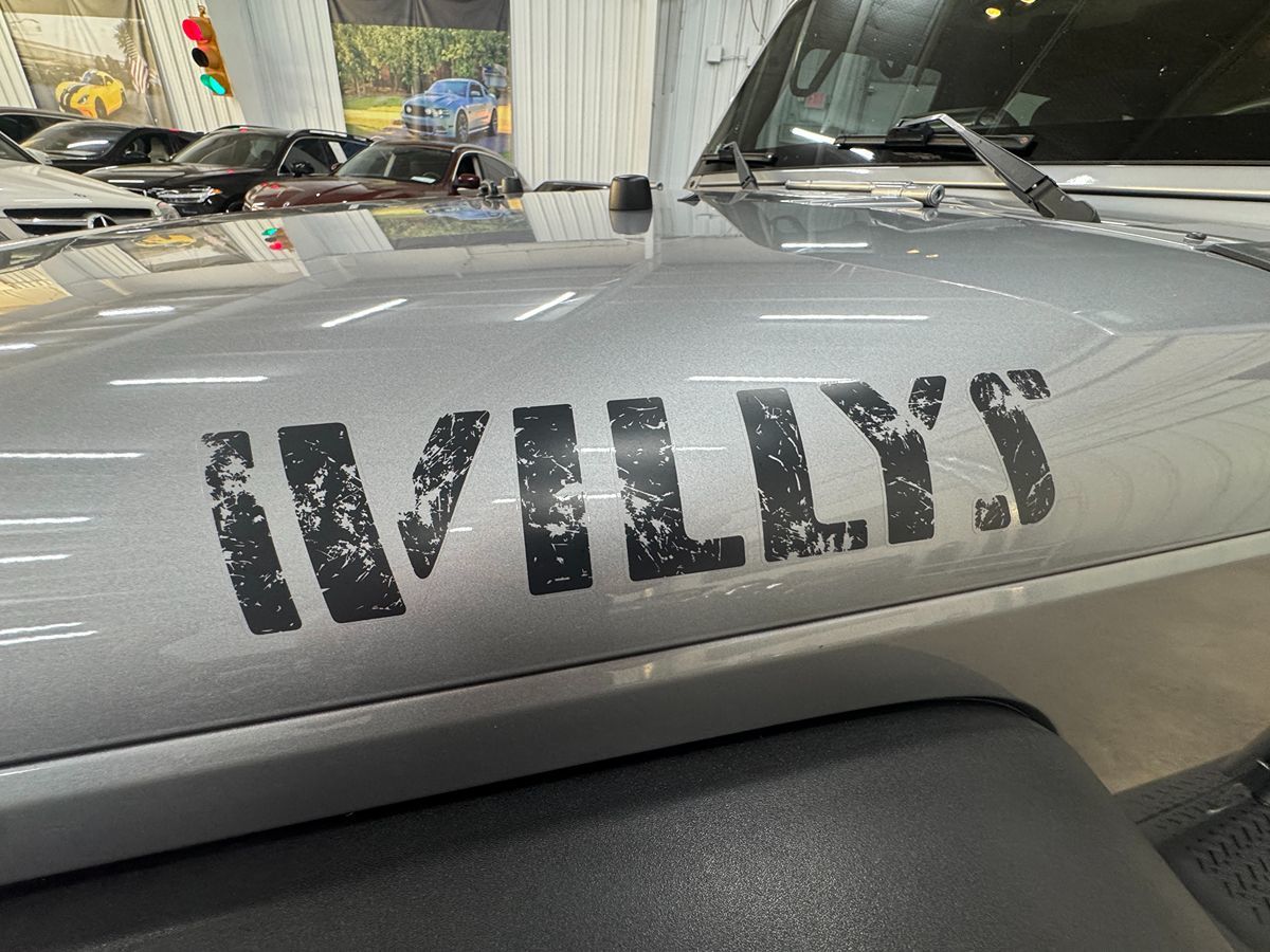 2015 Jeep Wrangler Willys Wheeler photo 29