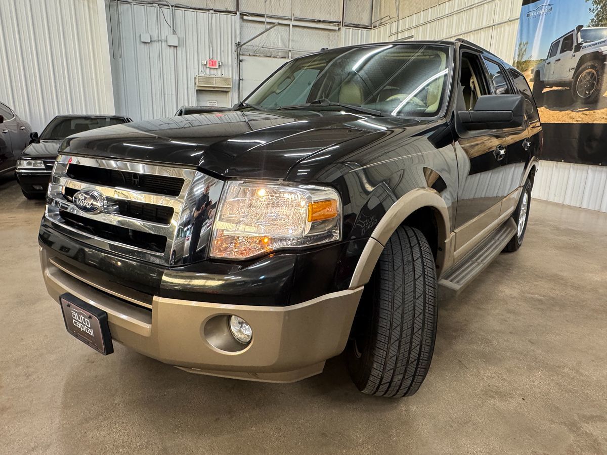 2013 Ford Expedition XLT King Ranch photo 2