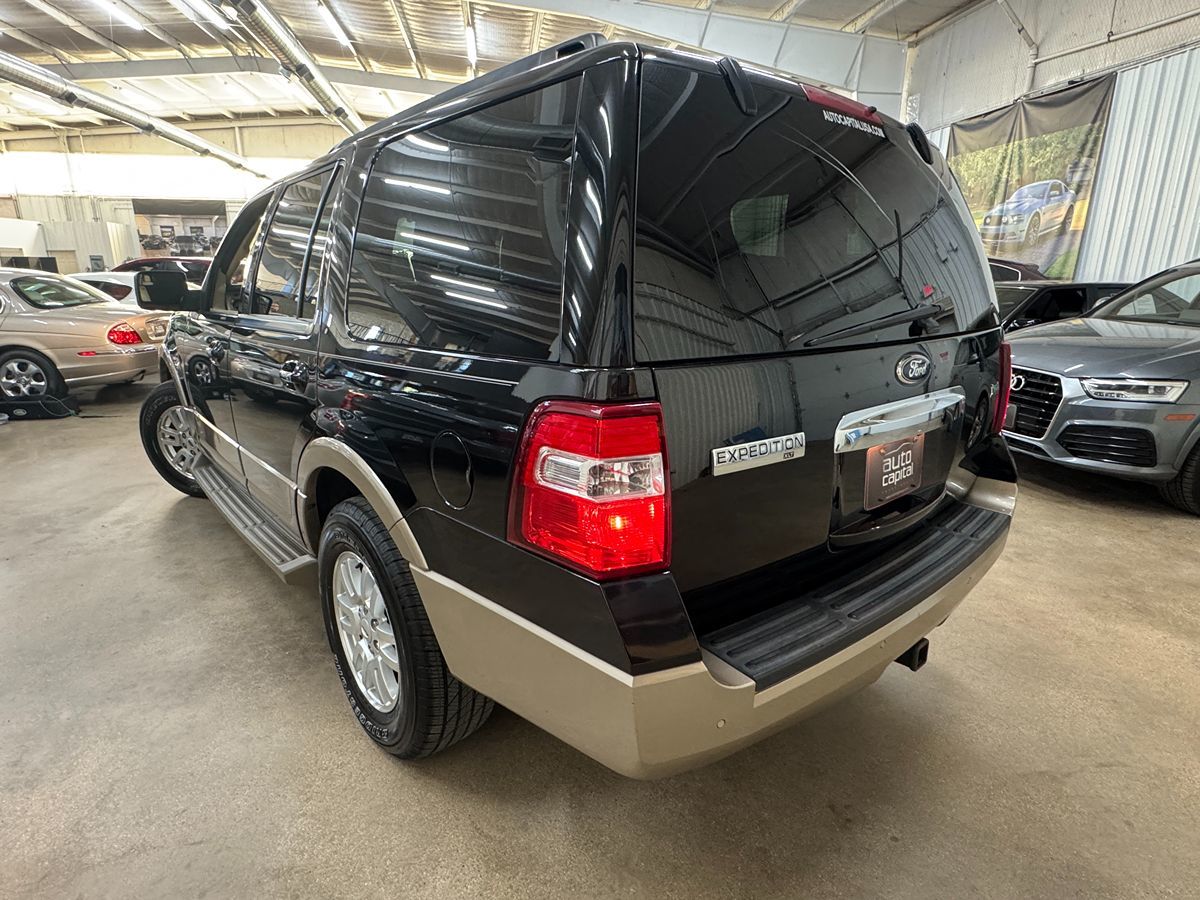 2013 Ford Expedition XLT King Ranch photo 4