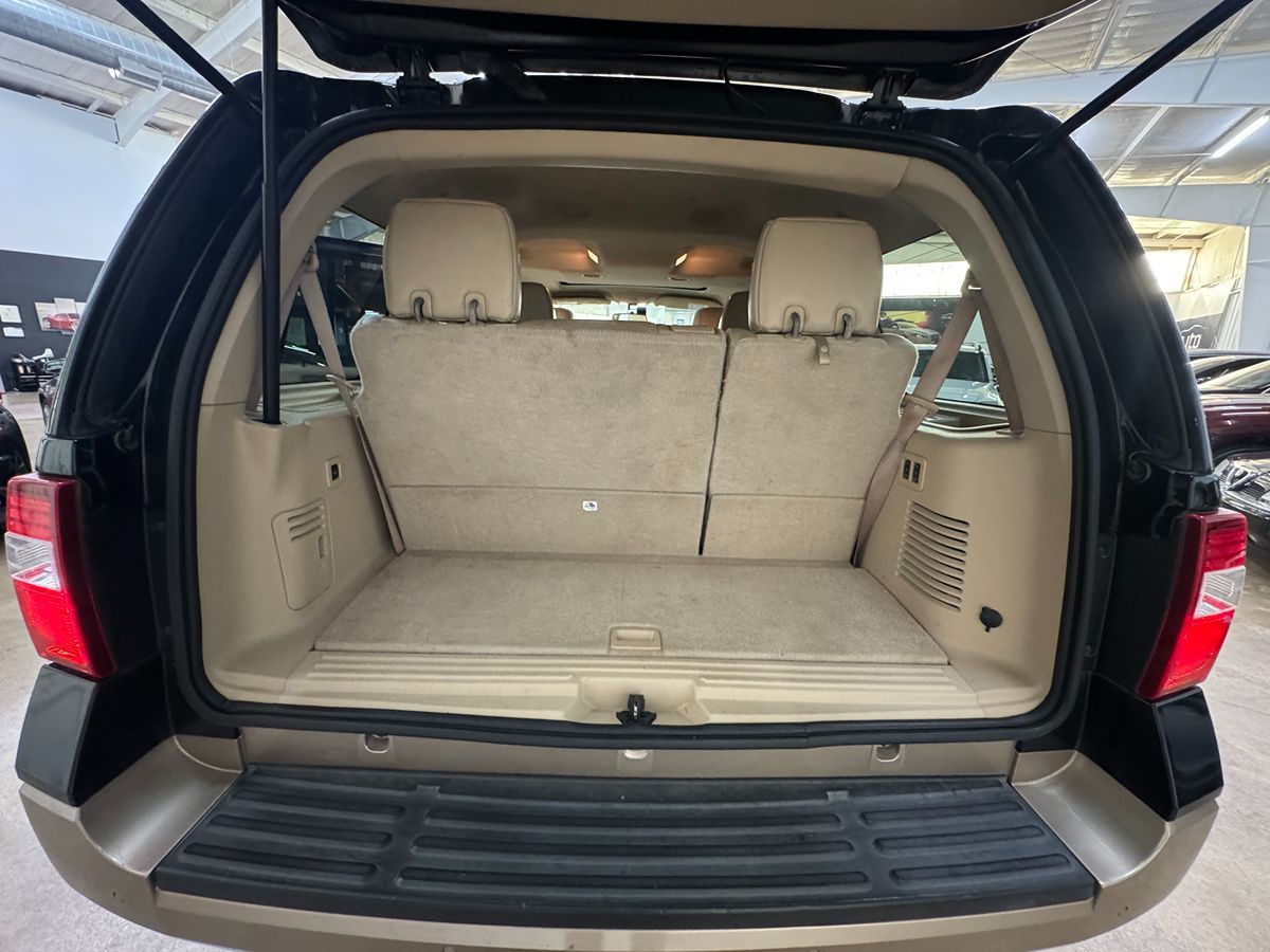 2013 Ford Expedition XLT King Ranch photo 27