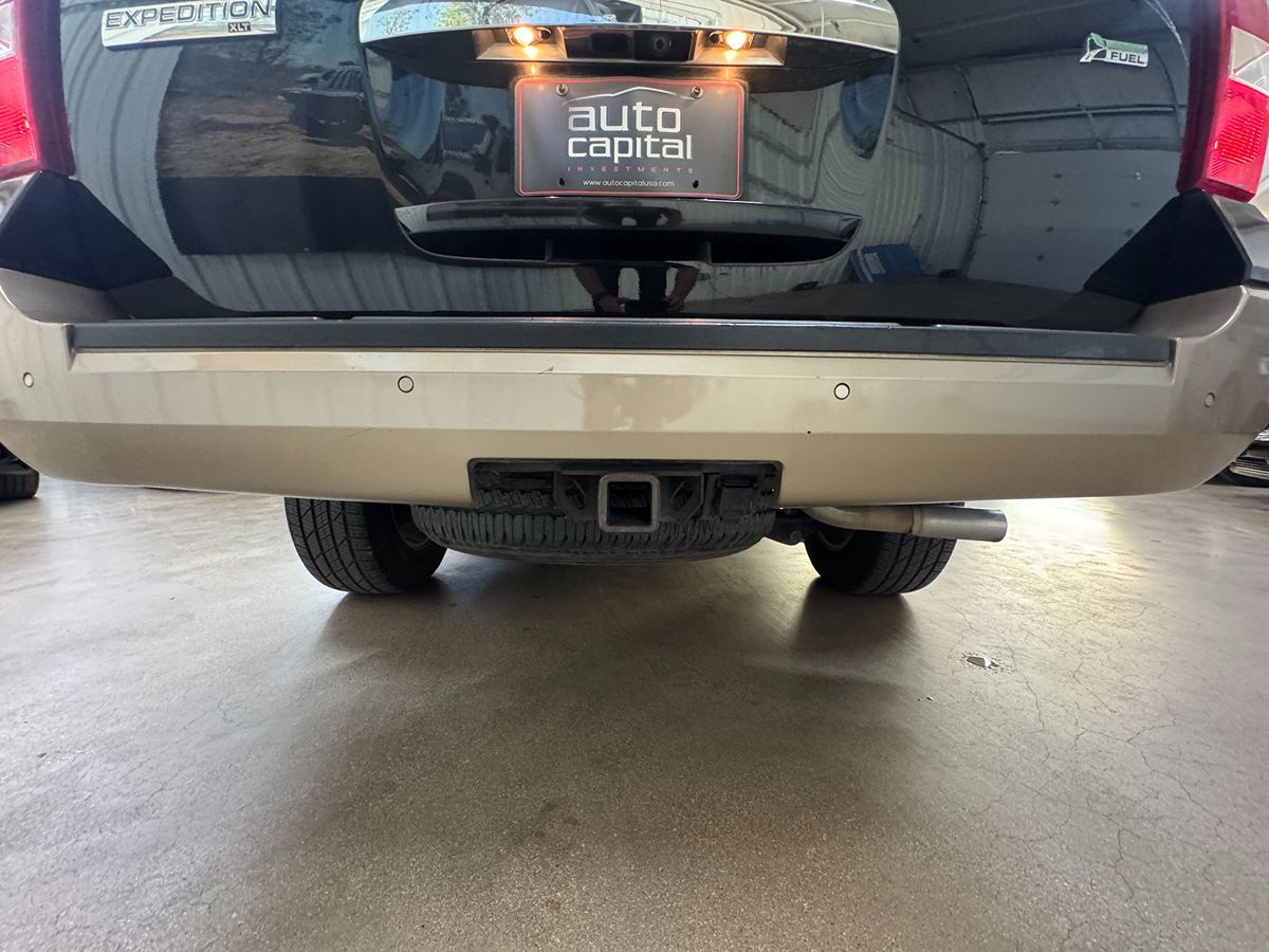 2013 Ford Expedition XLT King Ranch photo 39