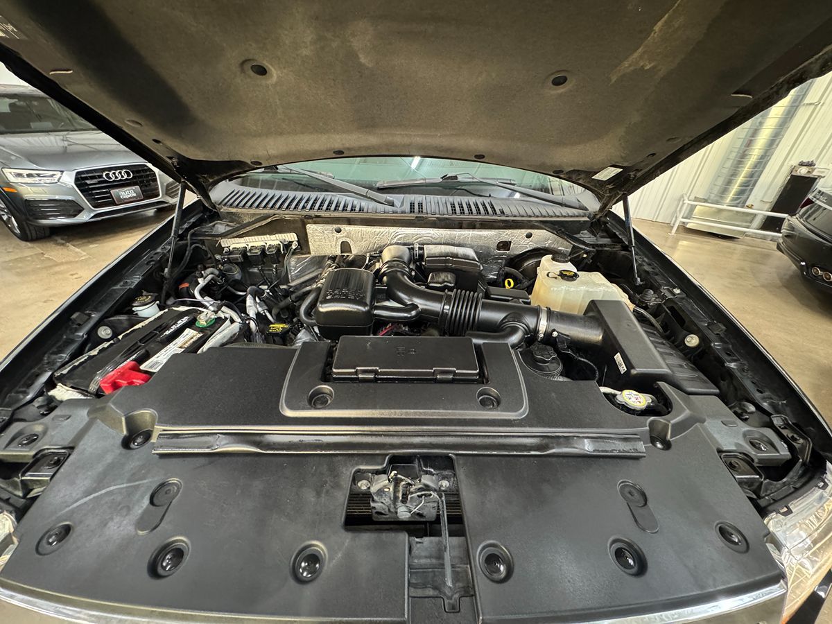 2013 Ford Expedition XLT King Ranch photo 41