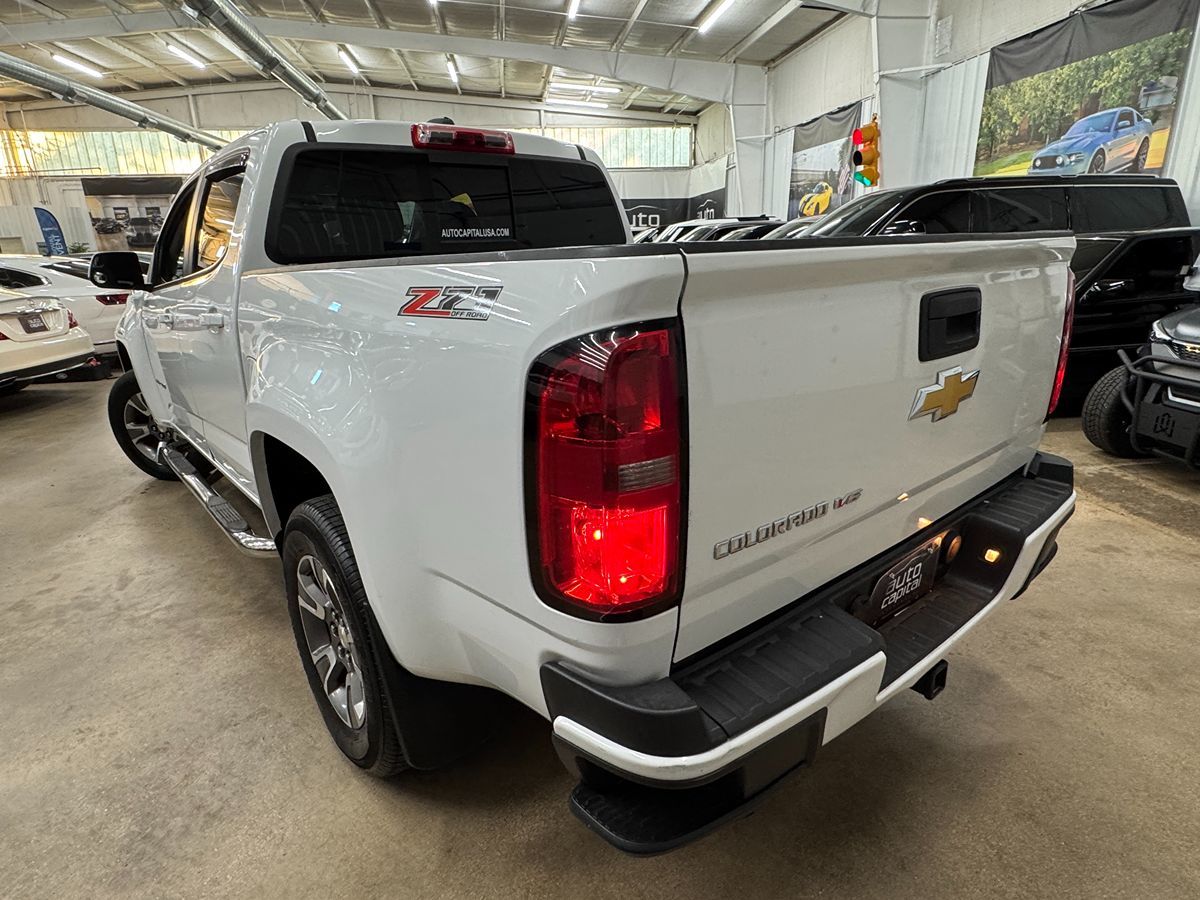 2018 Chevrolet Colorado Z71 photo 2