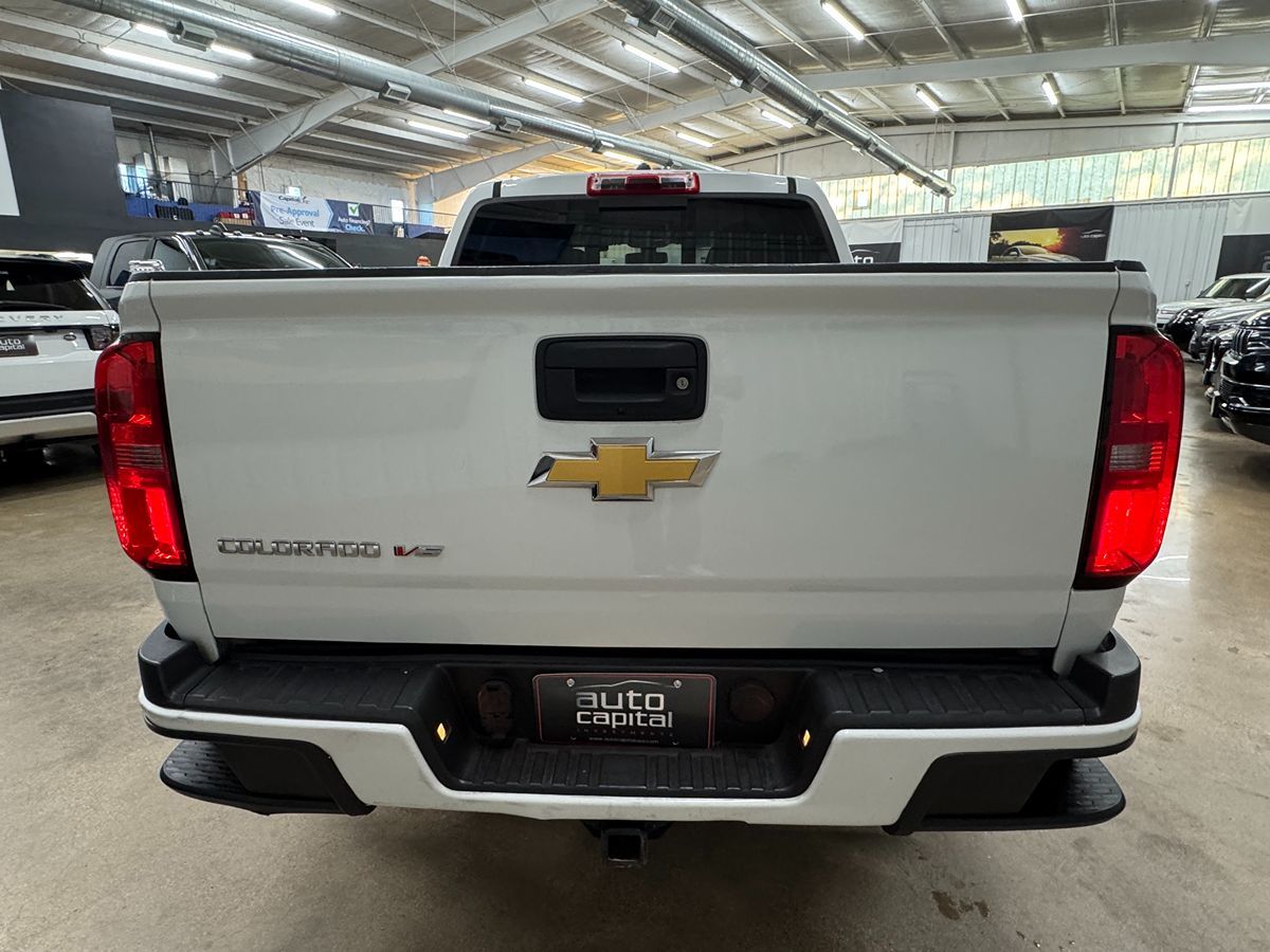 2018 Chevrolet Colorado Z71 photo 3