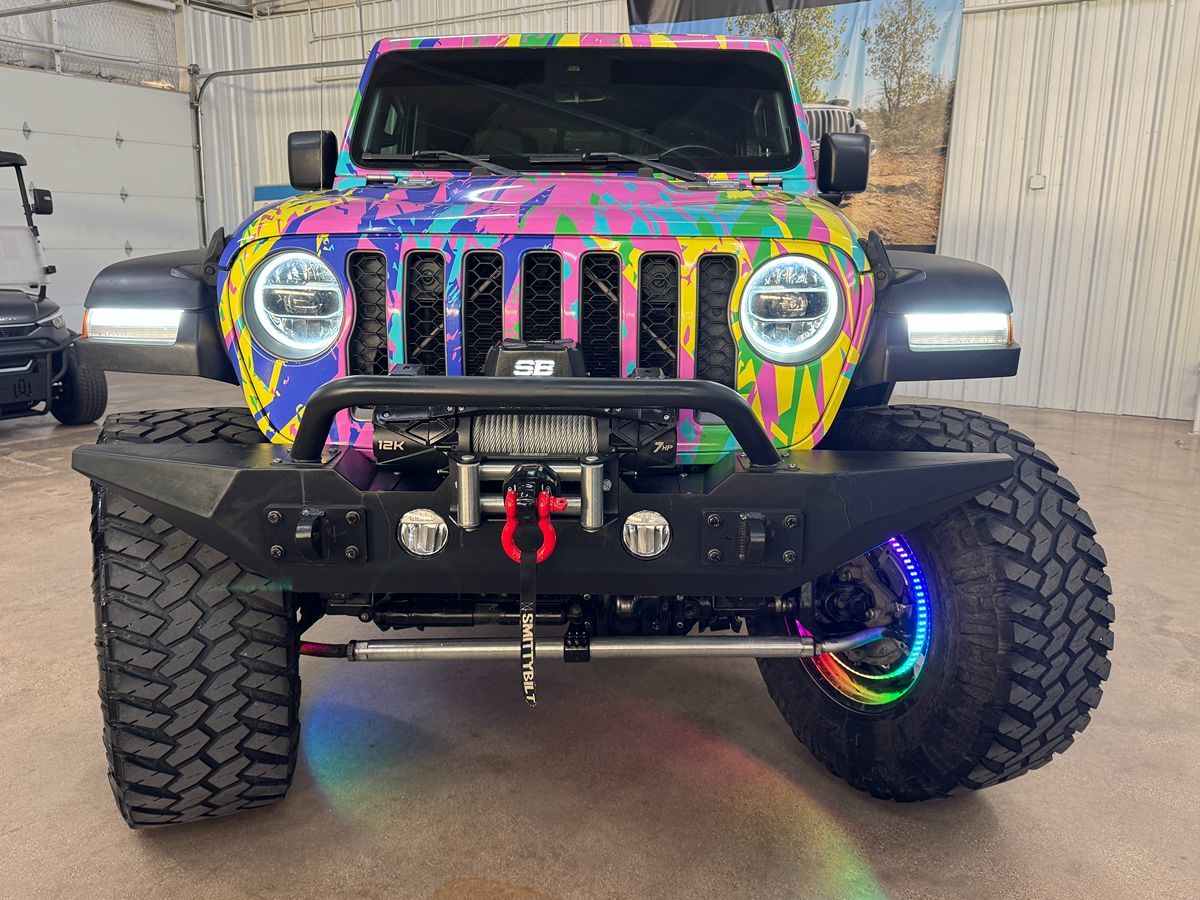 2020 Jeep Gladiator Rubicon photo 2