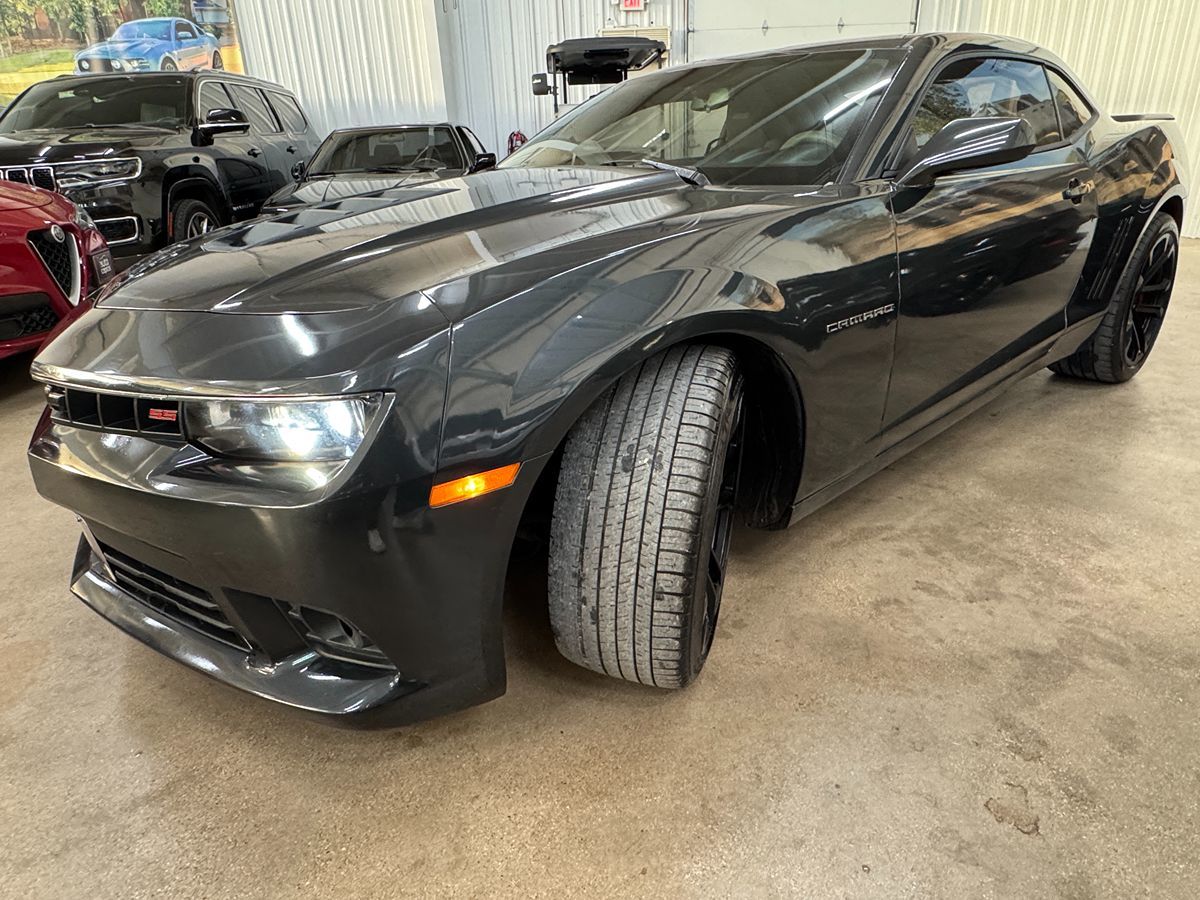 2014 Chevrolet Camaro SS photo 3