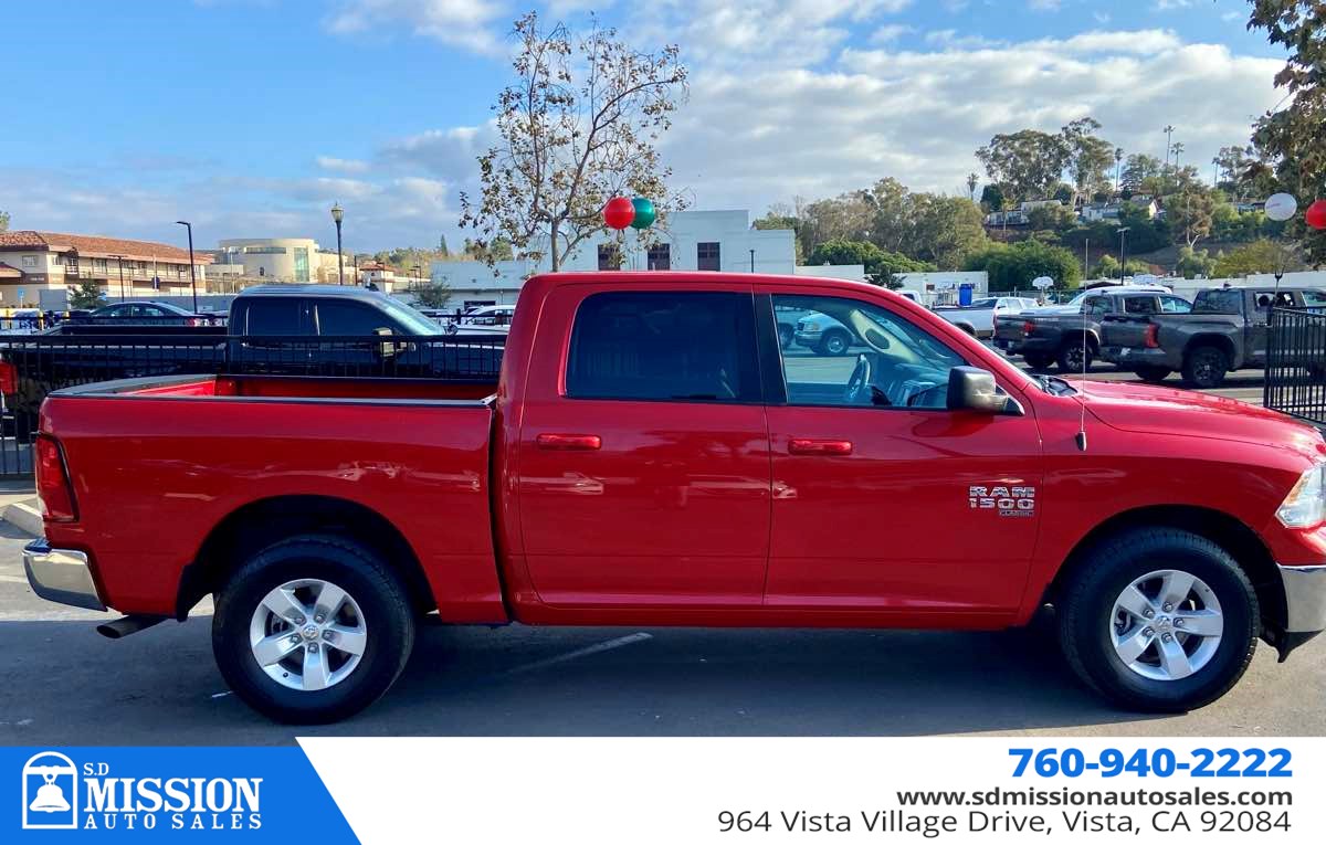 2021 Ram 1500 Classic SLT photo 2
