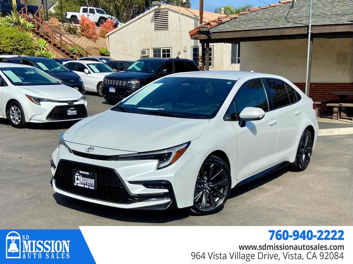 2024 Toyota Corolla SE photo 3