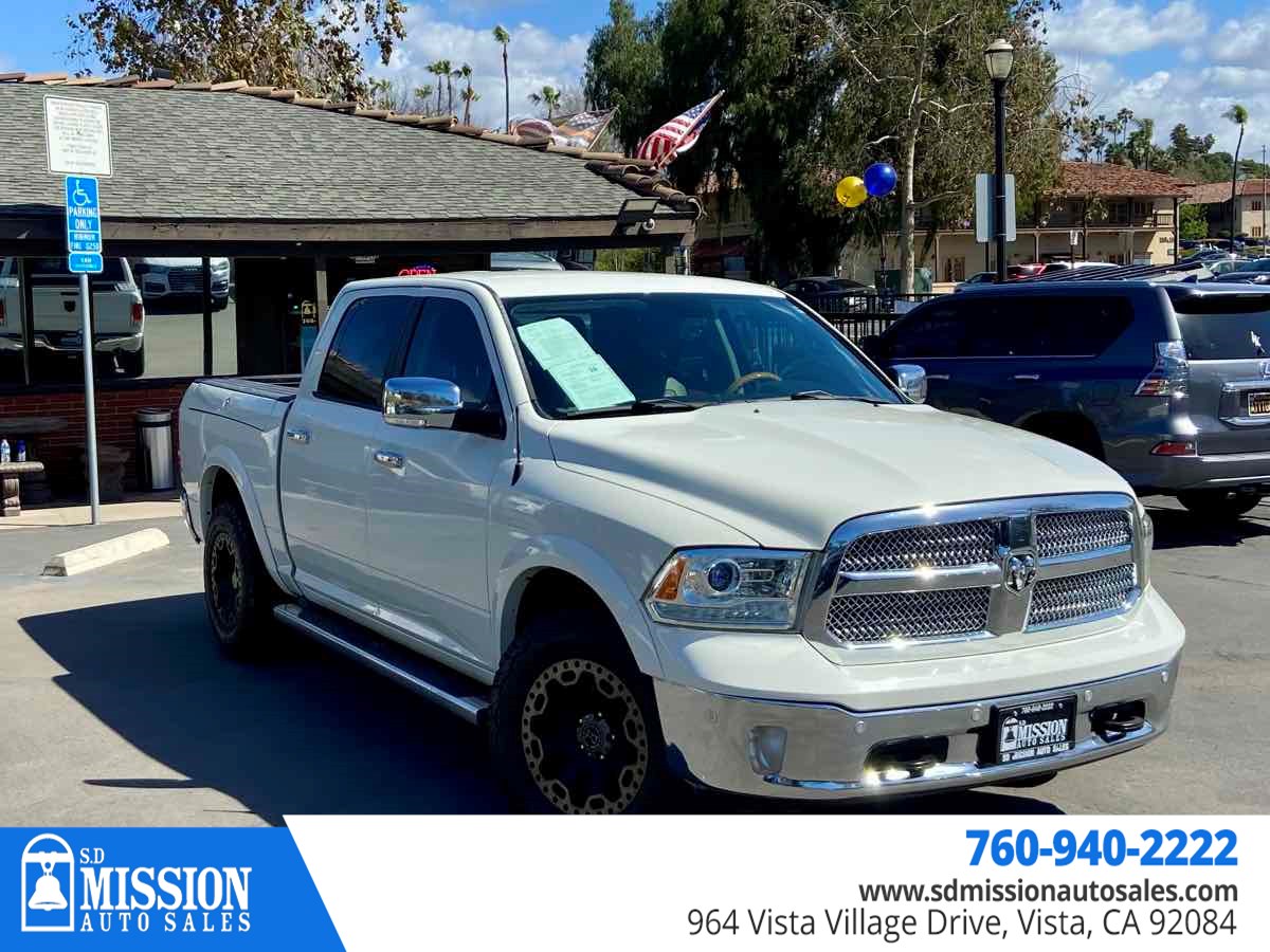 2016 Ram 1500 Longhorn photo 3