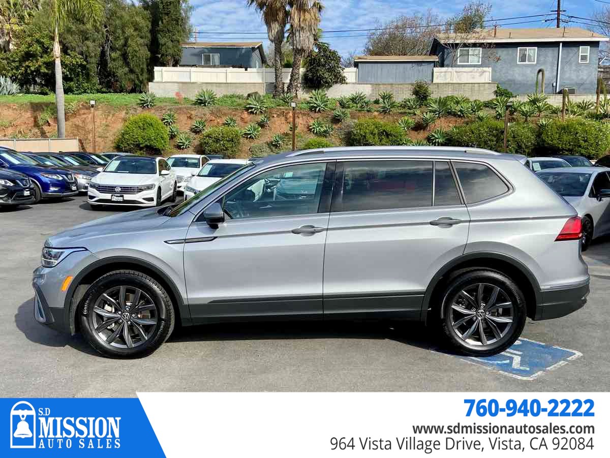 2022 Volkswagen Tiguan SE photo 4