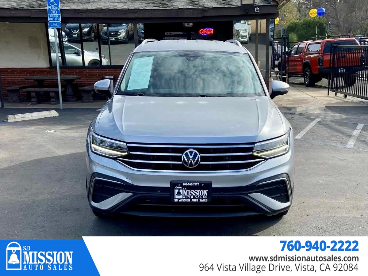 2022 Volkswagen Tiguan SE photo 2