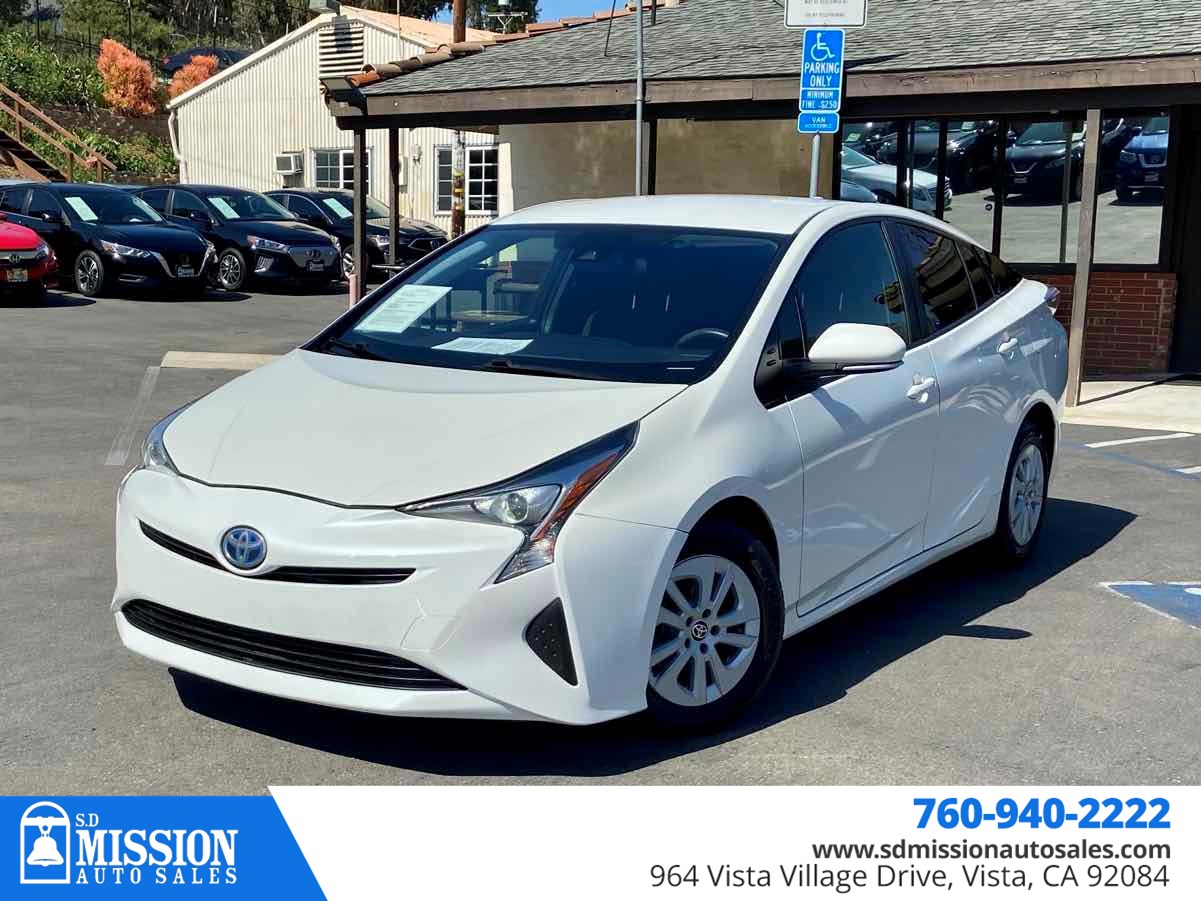 2018 Toyota Prius One - Photo 3