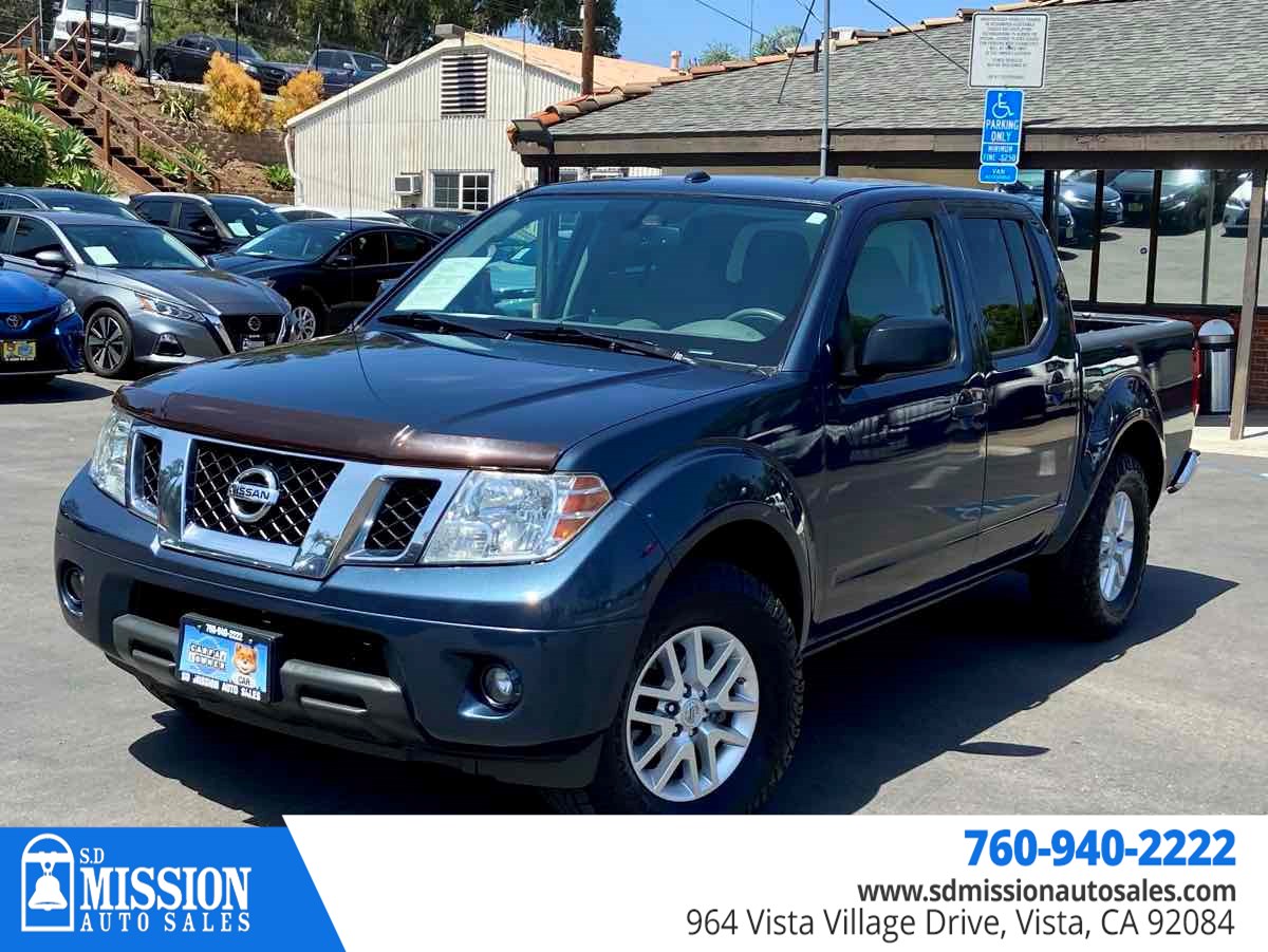 2017 Nissan Frontier SV photo 4