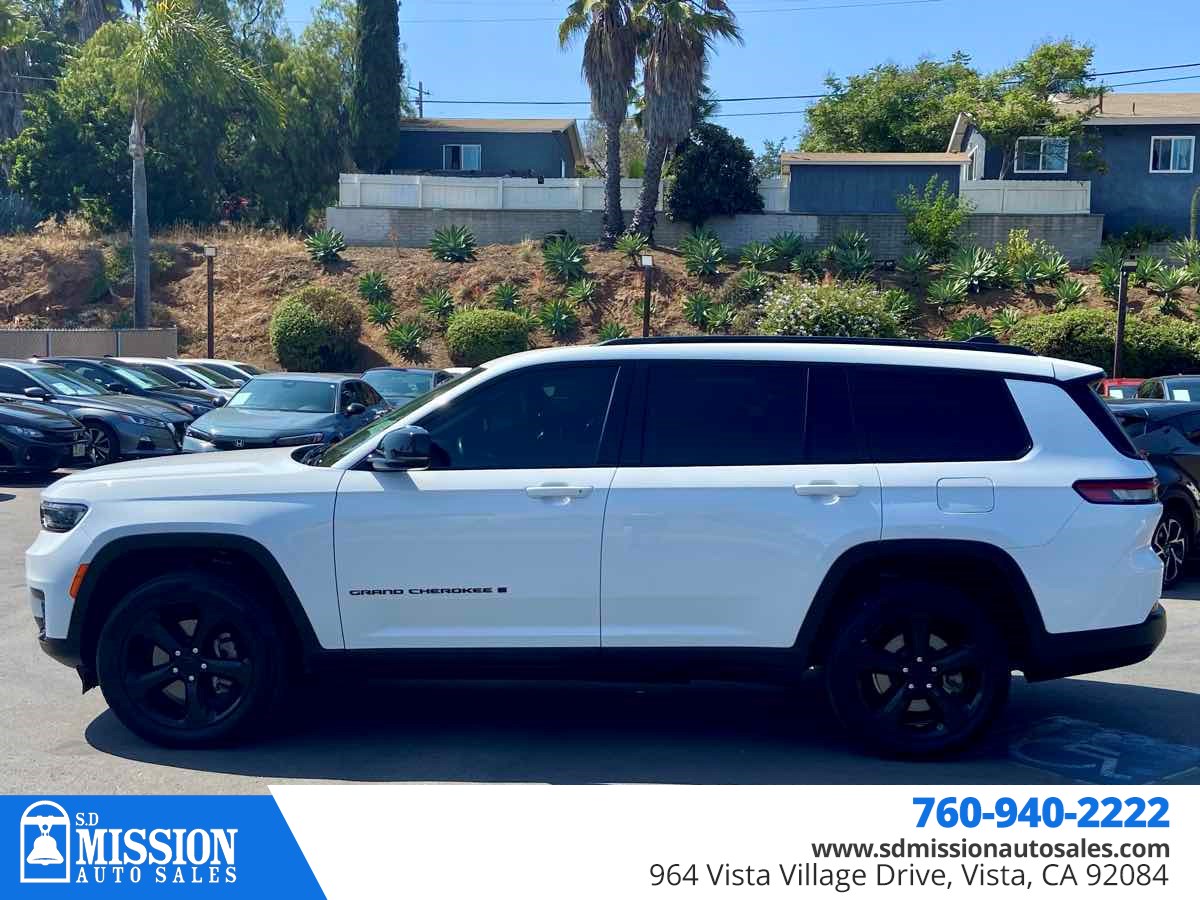 2021 Jeep Grand Cherokee Altitude photo 5
