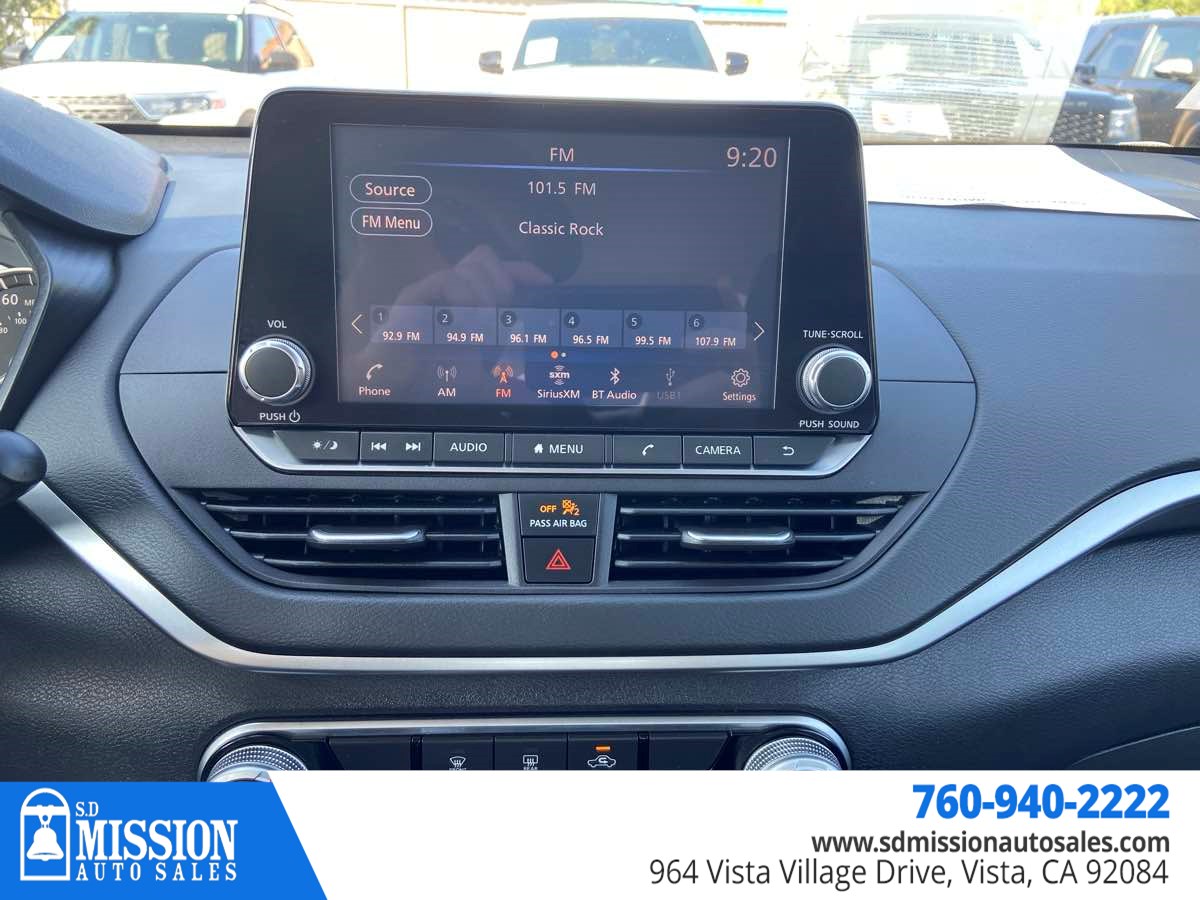 2022 Nissan Altima 2.5 SV photo 19