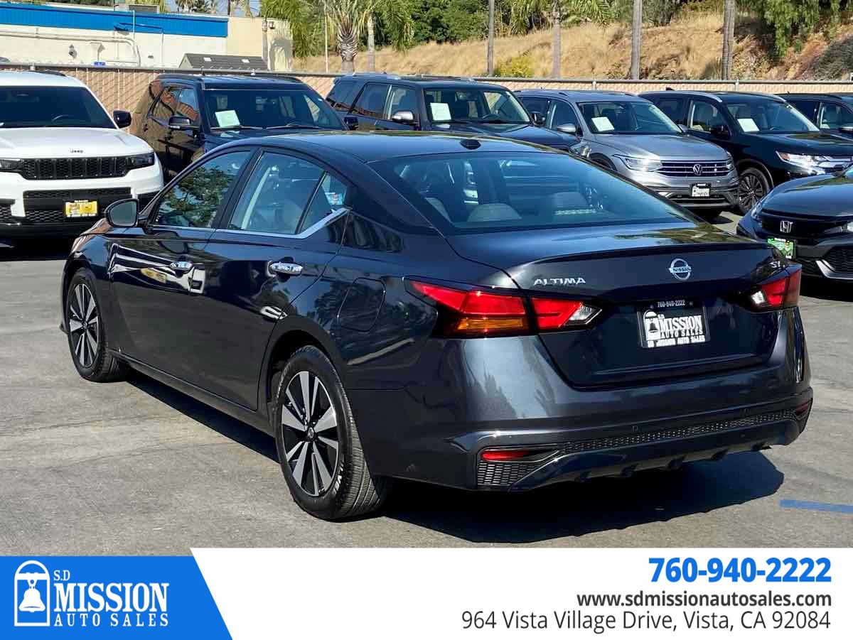 2022 Nissan Altima 2.5 SV photo 6