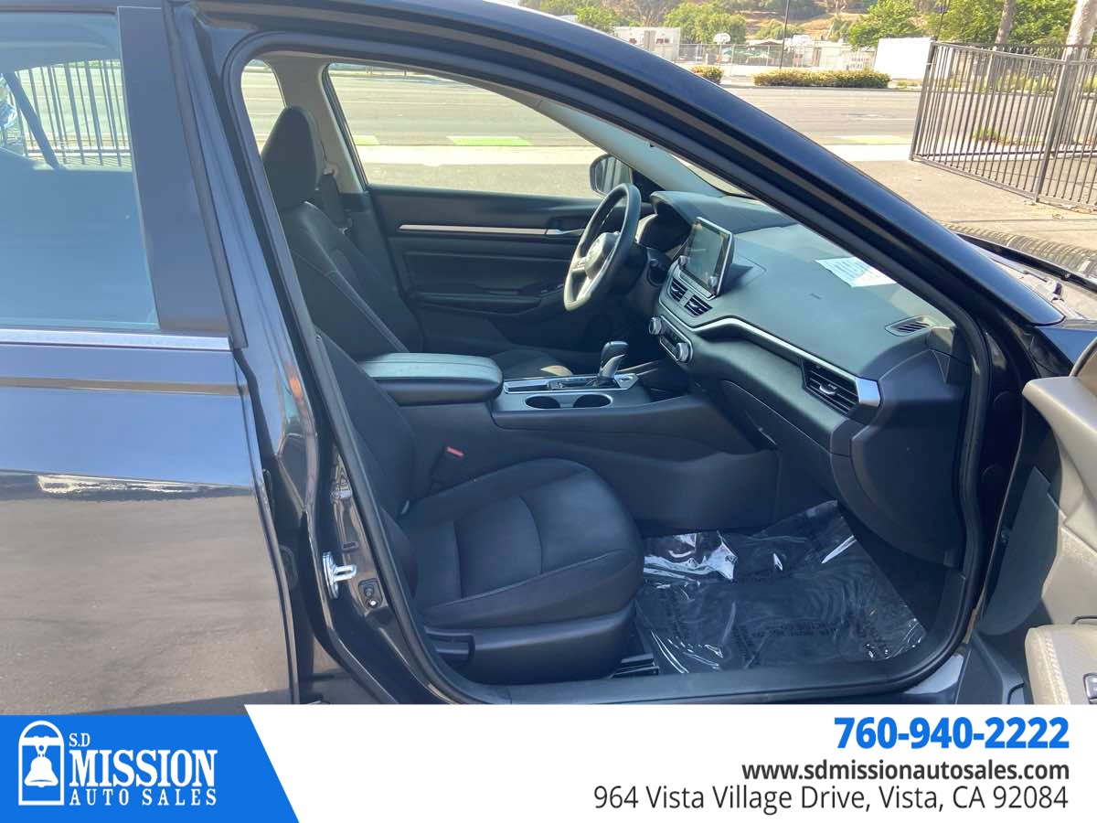 2022 Nissan Altima 2.5 SV photo 15