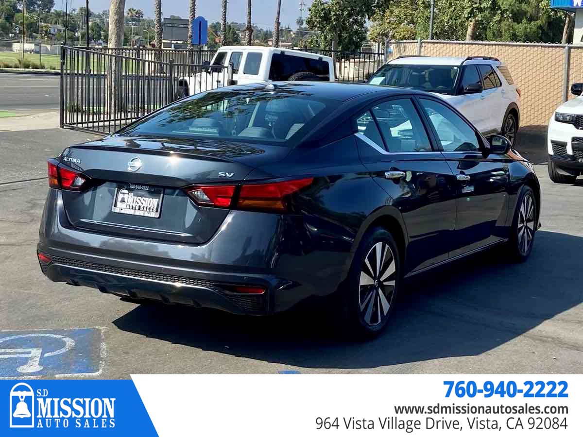 2022 Nissan Altima 2.5 SV photo 8