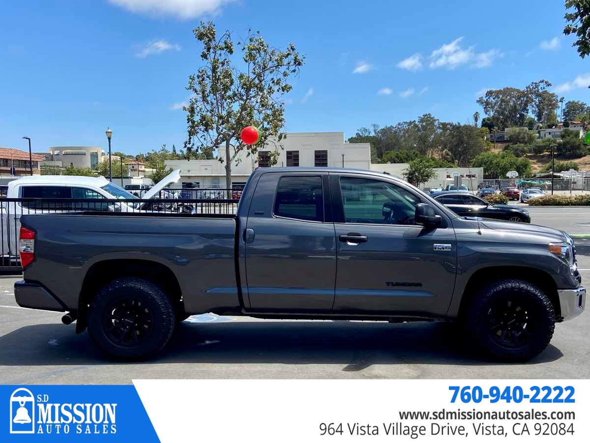 2019 Toyota Tundra SR5 Grade photo 9