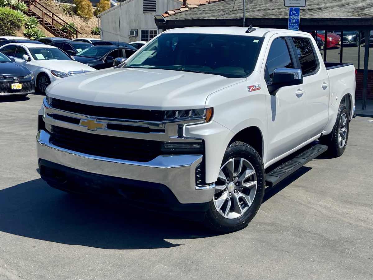 2021 Chevrolet Silverado 1500 LT photo 4