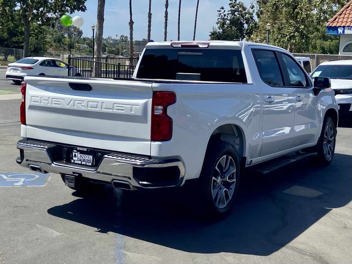 2021 Chevrolet Silverado 1500 LT photo 8