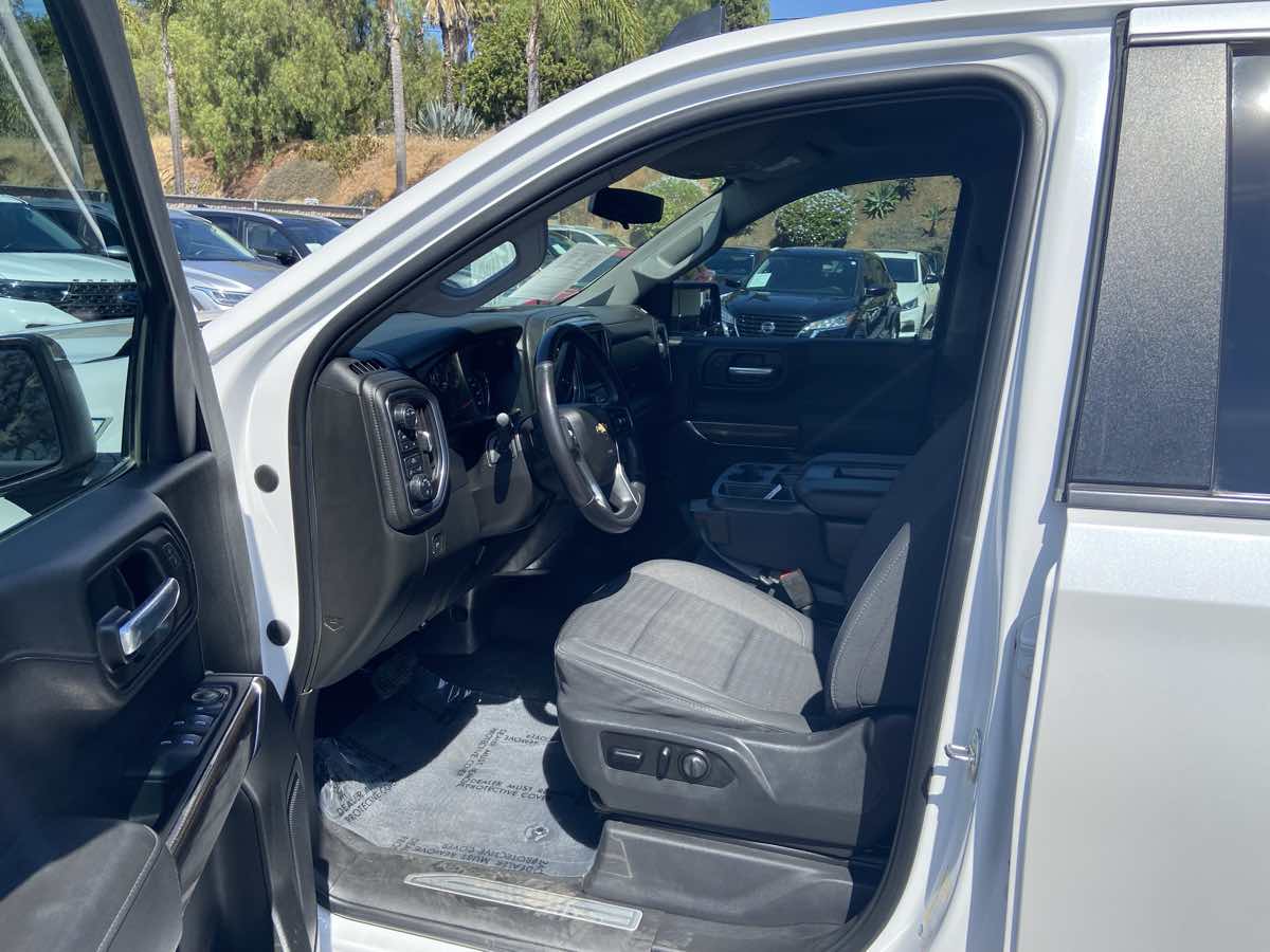 2021 Chevrolet Silverado 1500 LT photo 11
