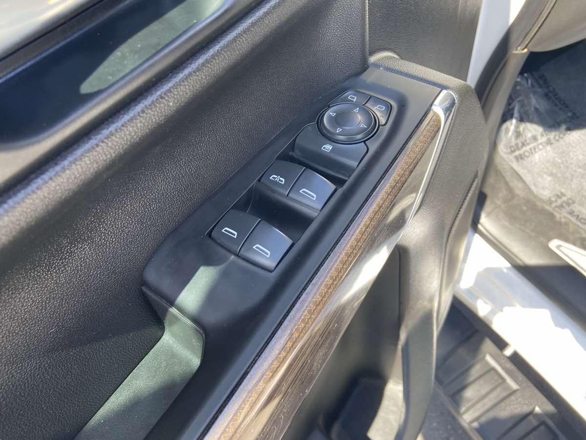2021 Chevrolet Silverado 1500 LT photo 12