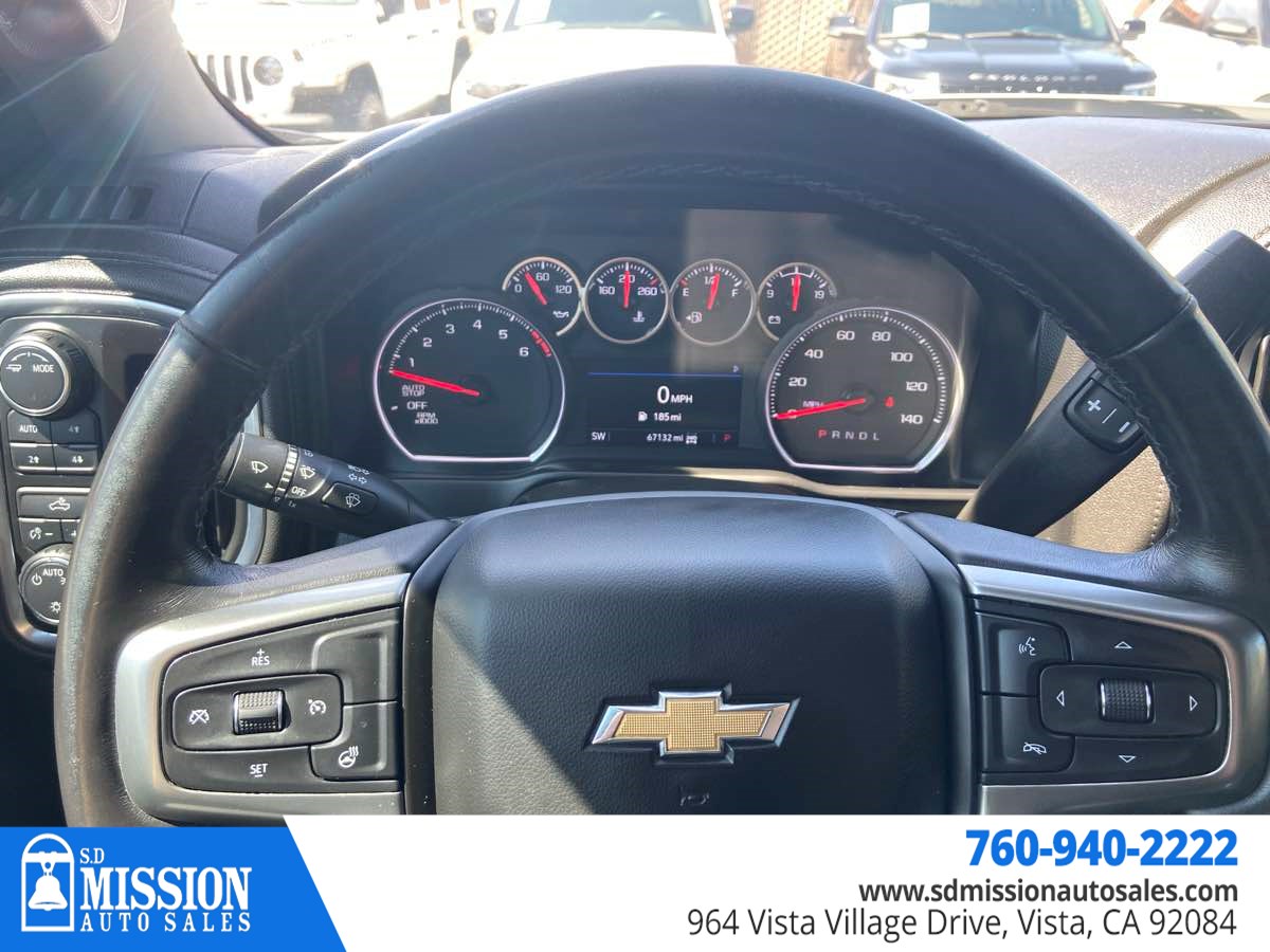 Chevrolet Silverado photo 18
