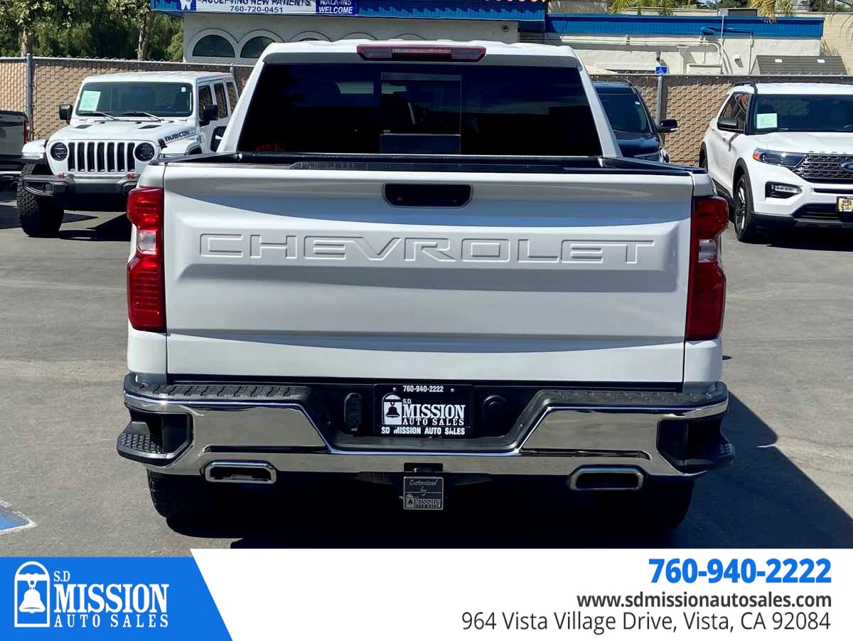Chevrolet Silverado photo 6