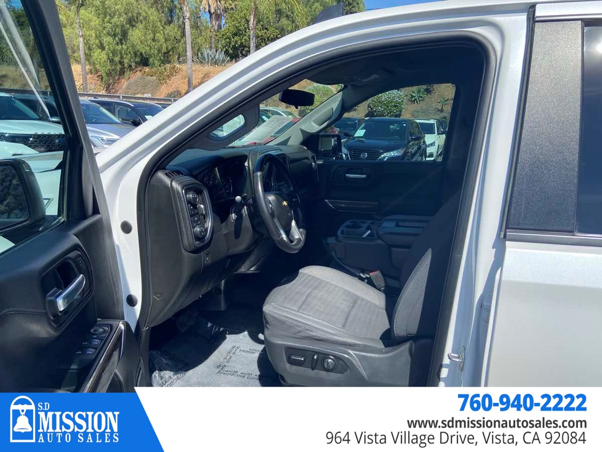 Chevrolet Silverado photo 10