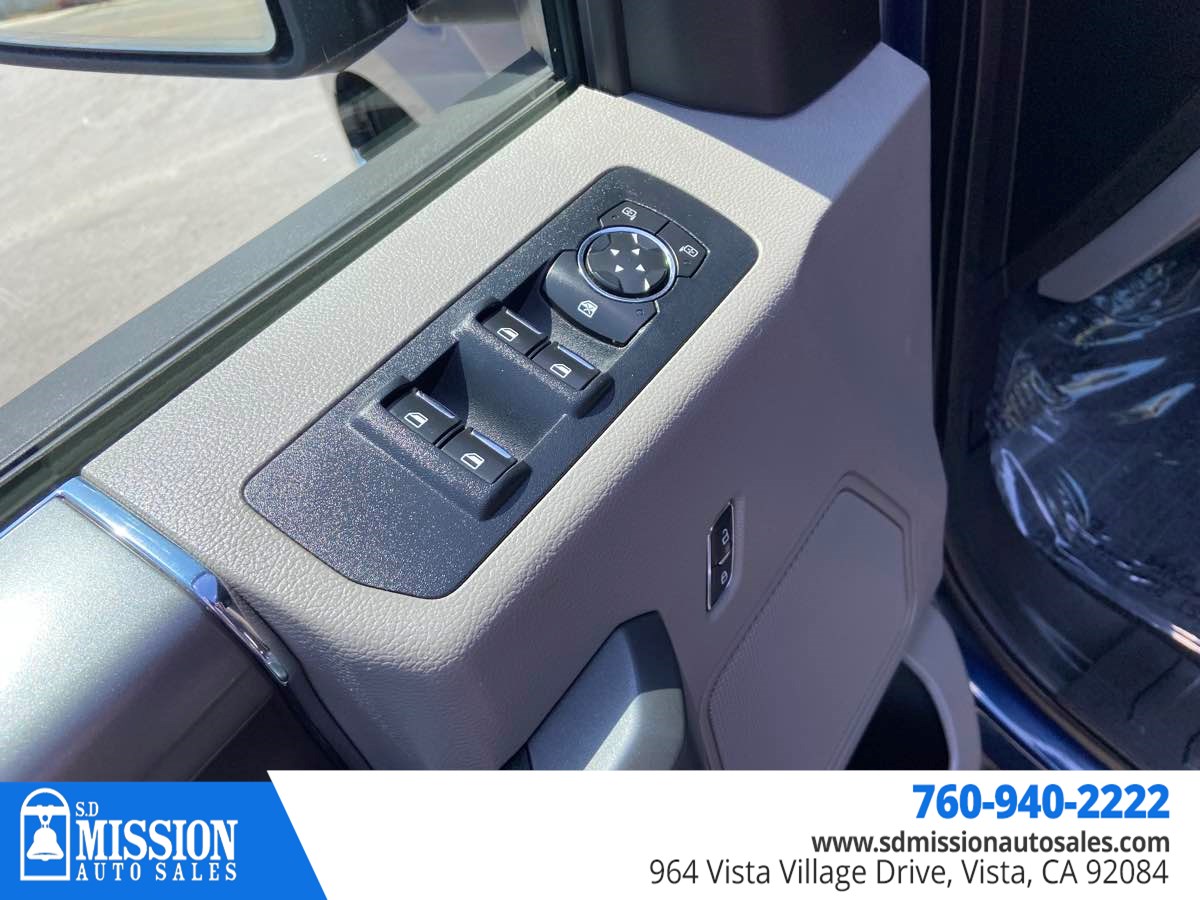 2016 Ford F-150 XLT photo 12