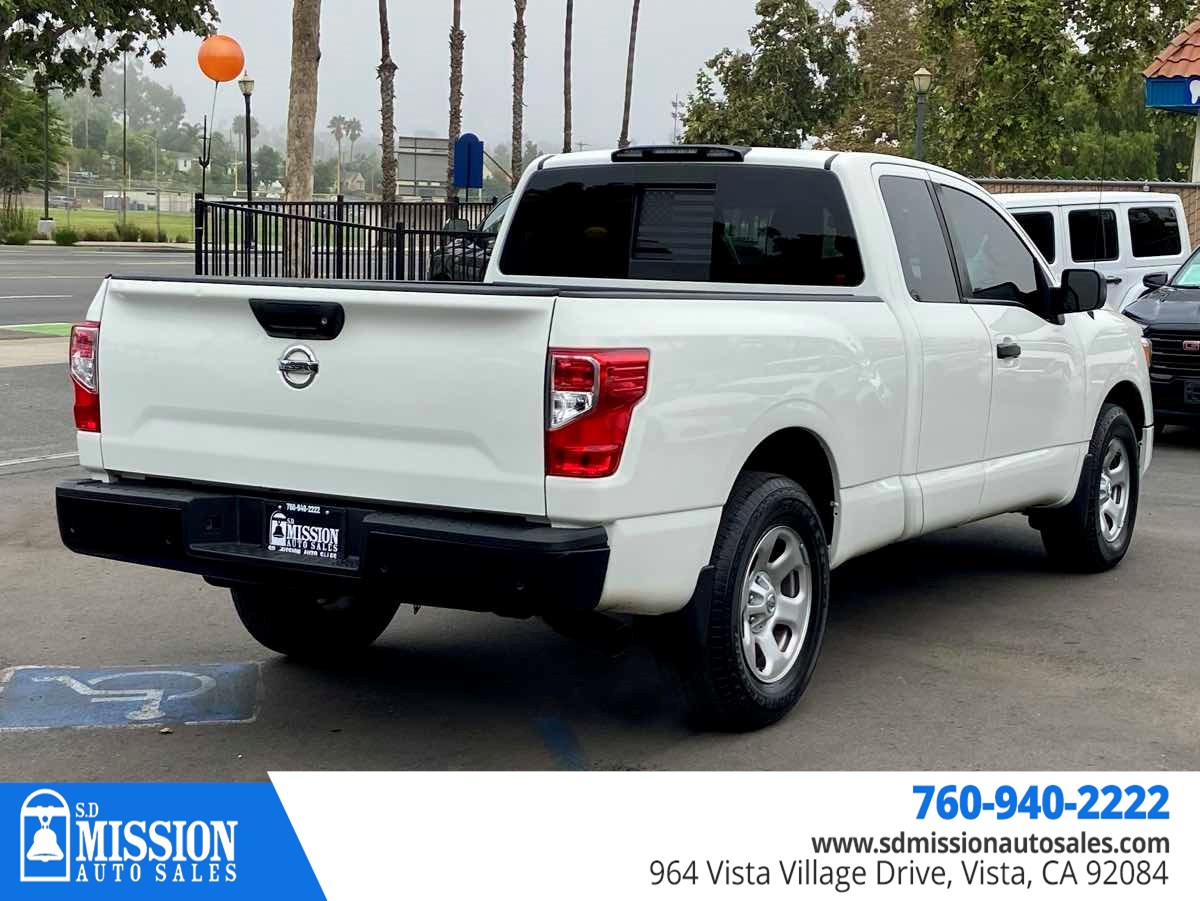 2021 Nissan Titan S photo 7