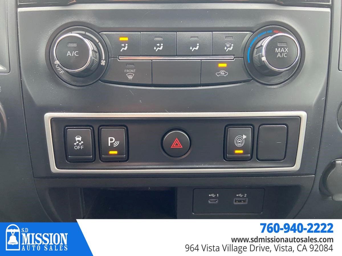 2021 Nissan Titan S photo 19