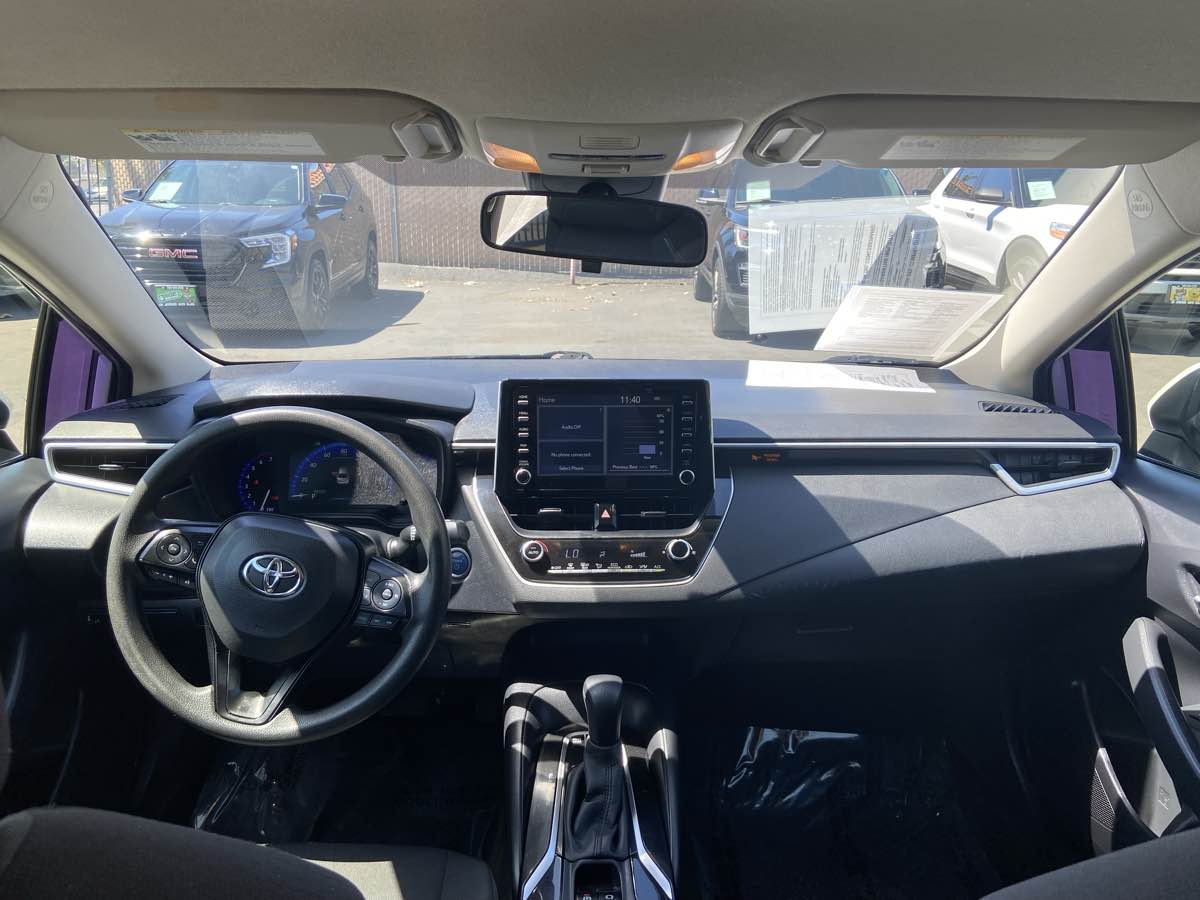 2020 Toyota Corolla Hybrid LE photo 12